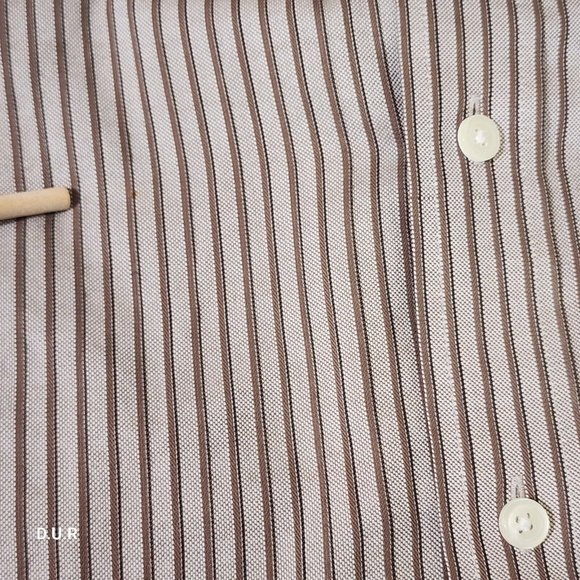 TravelSmart By Roundtree & Yorke Shirt Men's Medium‎ Long-Sleeve Brown Tan - Picture 12 of 12